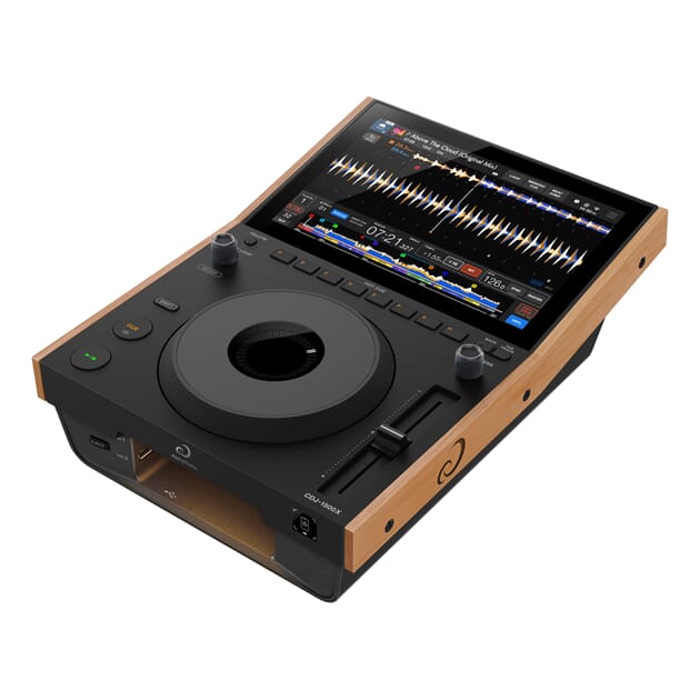 CDJ-1500X_prm_angle_side-panel_260622.jpg